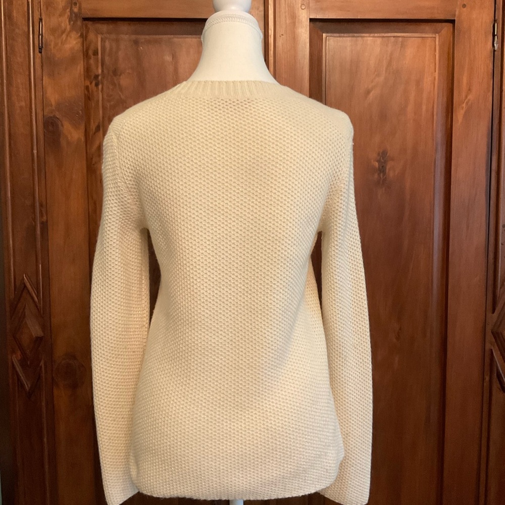 Tory Burch Cream Sweater with Gray Logo & Shimmery gold threading - Picture 3 of 16
